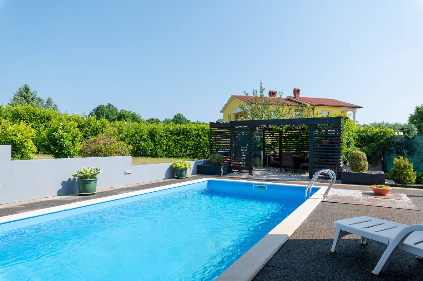 Haus D&E mit privatem Pool in Vinez, Wschodnie Wybrzeże Istrii