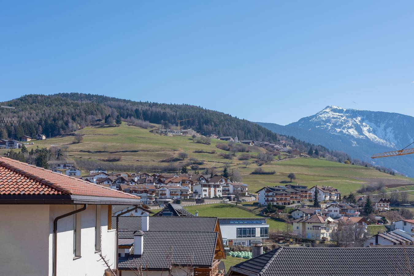 Appartement entier, Appartement 4 "Zur Sonne" avec vue sur montagne, balcon et jardin in Laion, Dolomiti Superski