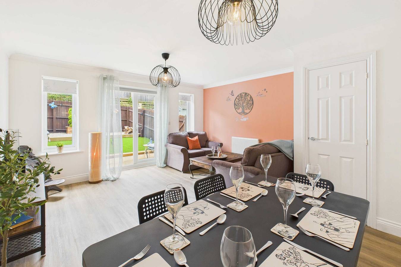 Host & Stay | Clearwell Gardens in Cheltenham, Gloucestershire