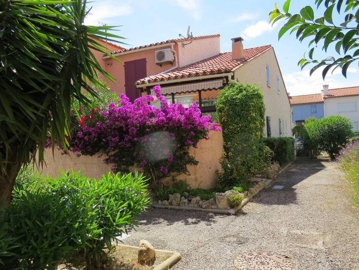 Location de vacances pour 5 personnes, avec balcon et piscine dans Plage du Village (Le Barcares)