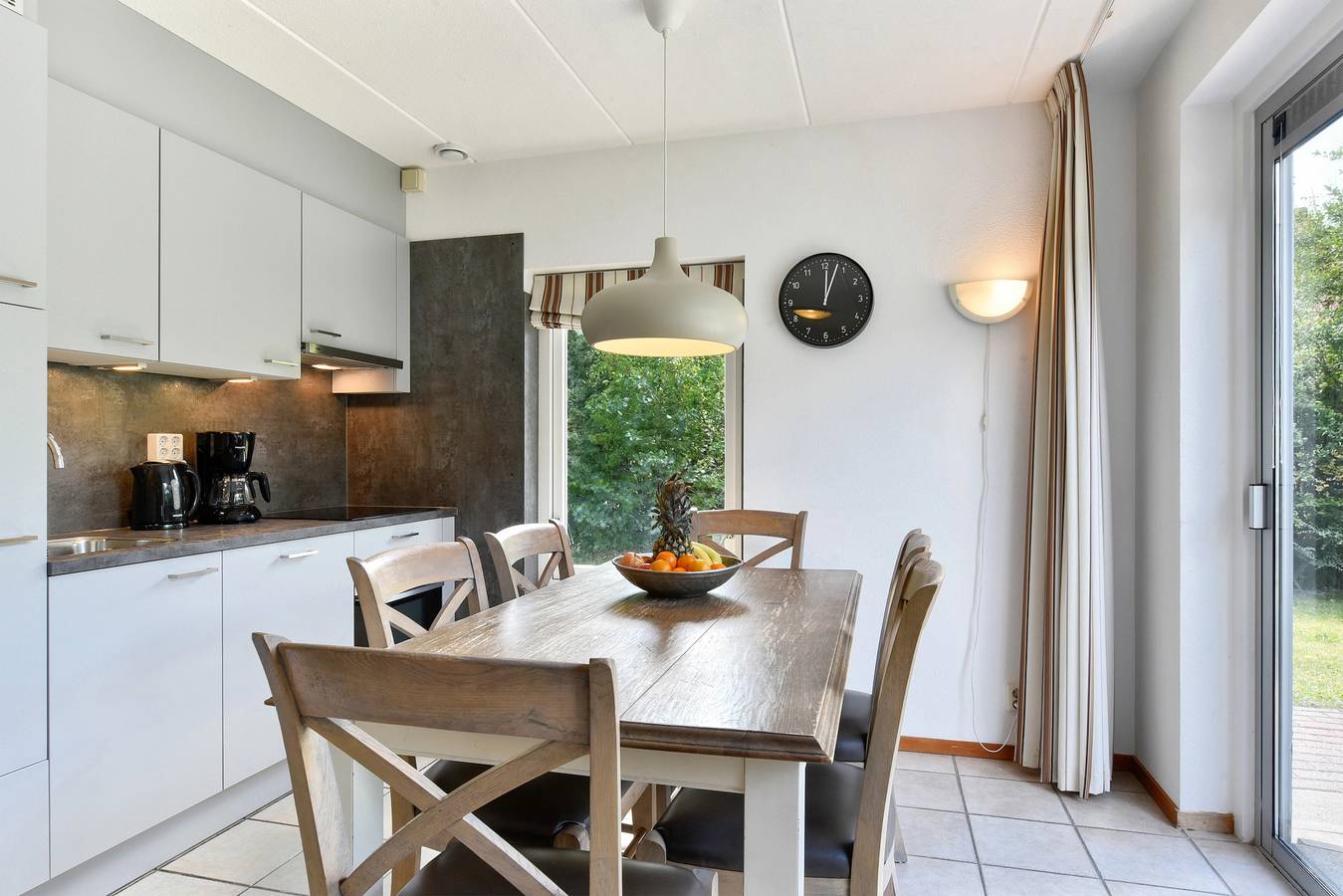 Bungalow für 6 Personen mit Terrasse in Lauwersmeer, Niederländische Nordsee
