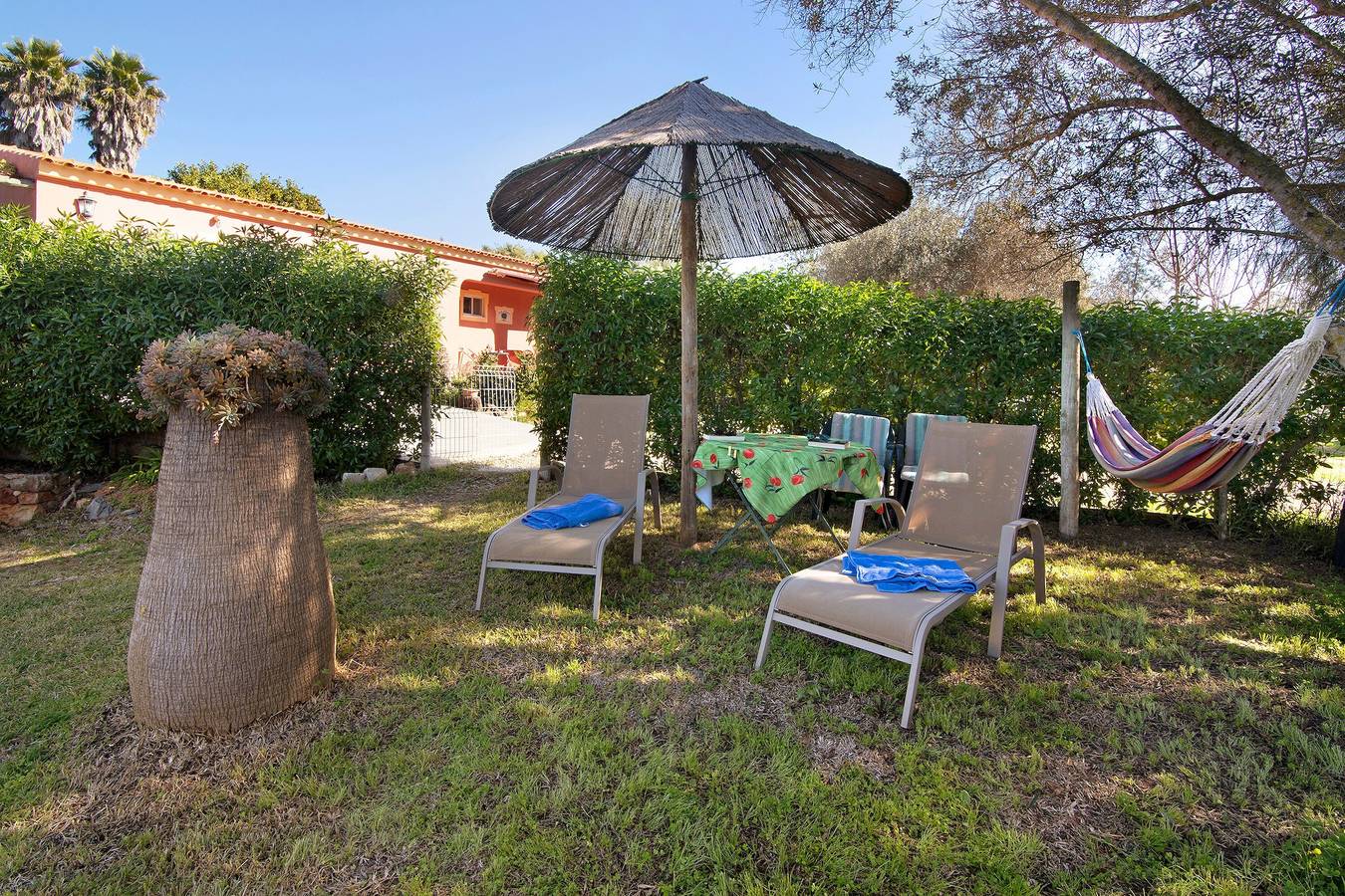 Ferienhaus "Arcadia T3" mit privatem Pool, 2 Terrassen und Wlan in São Bartolomeu de Messines, Faro Distrikt