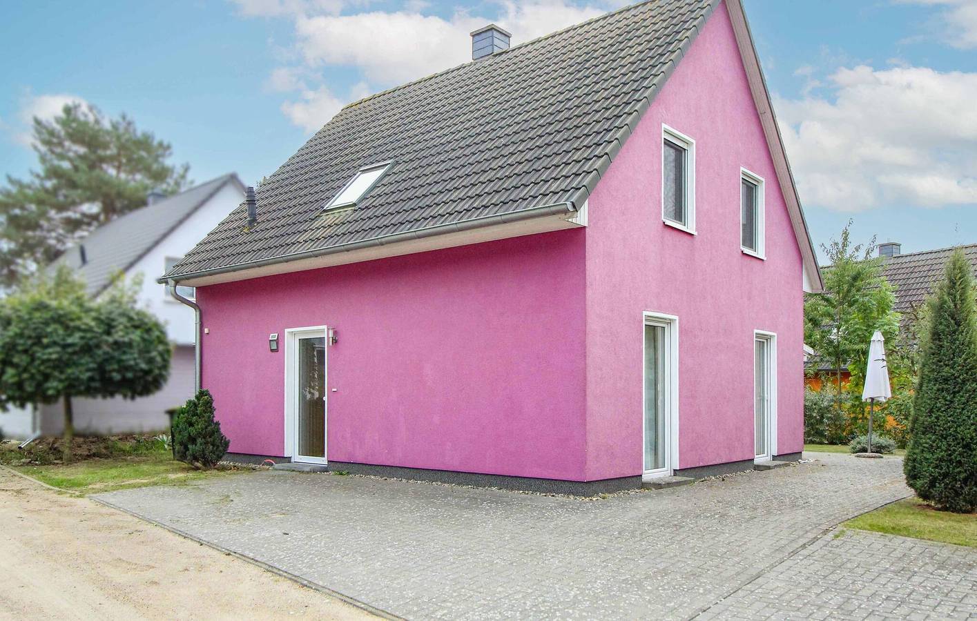 Apartment am Strand mit Wifi, Parkplatz und Terrasse in Röbel, Müritz