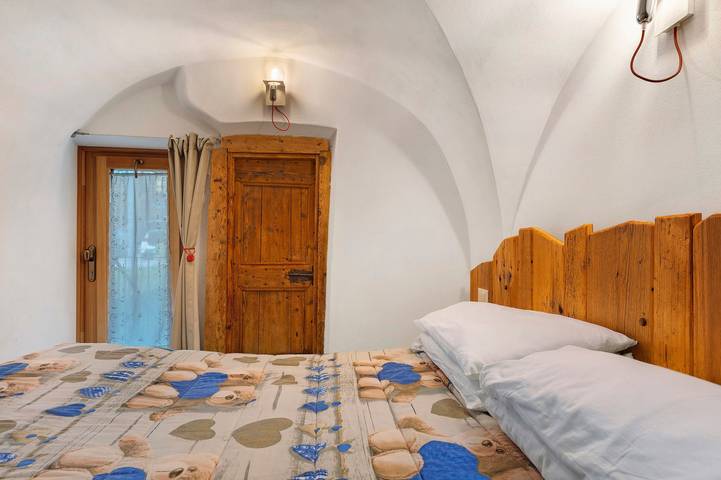 Apartamento inteiro, Apartamento de férias Logge dei Paroloti Apt Paolo com vista para a montanha in Dorsino, Grupo Brenta