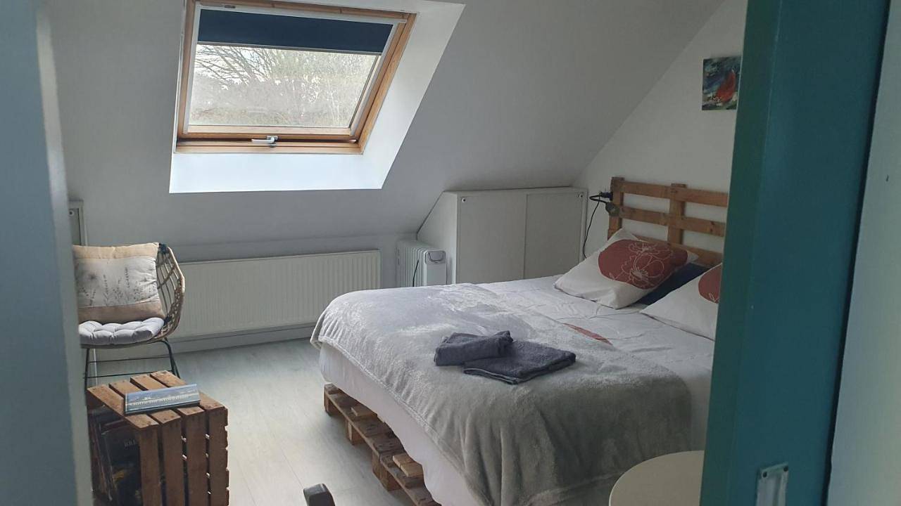 King Room with Garden View in Theix, Côte des Mégalithes