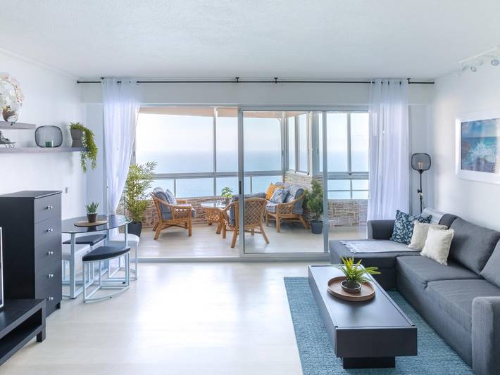 Apartamento de vacaciones para 3 personas, con vistas al mar y piscina - 1