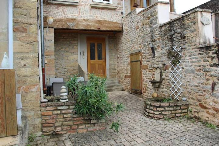 Location de vacances pour 6 personnes, avec vue dans Davayé - 2
