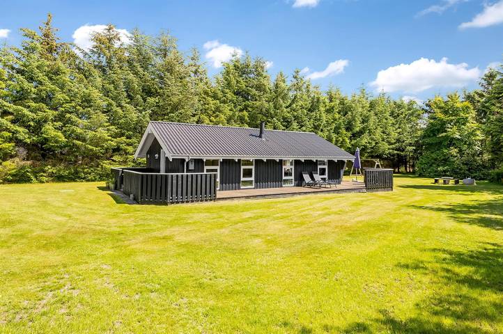 Ferienhaus für 6 Personen, mit Terrasse, mit Haustier in Bratten