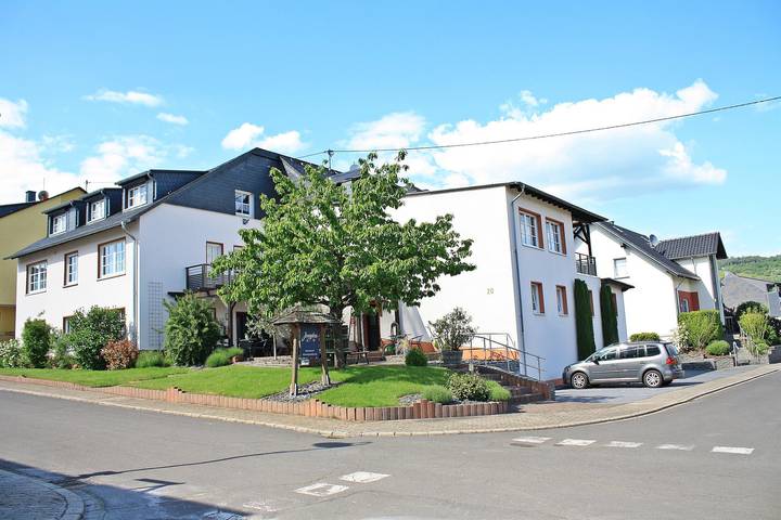 Ferienwohnung für 2 Personen, mit Terrasse und Garten in Kröv - 2