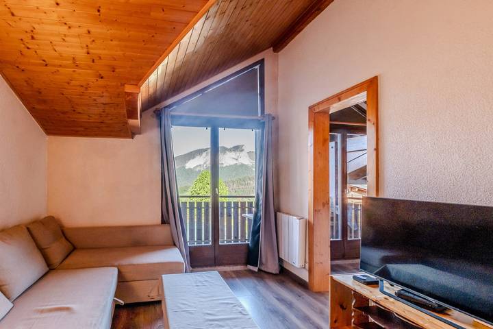 Location de vacances pour 6 personnes, avec Balcon à Bellevaux