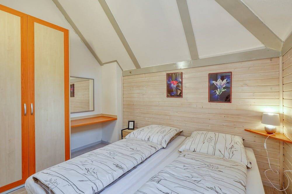 Ferienhaus bei Simone (Wlan, See, Wald, eigene Sauna) in Kirchheim, Knüllgebirge