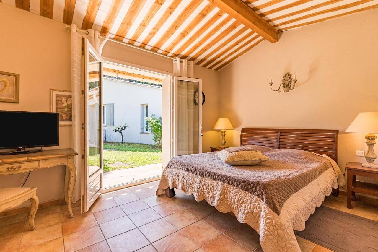 Standard Double Room in Vaison-la-Romaine, Parc naturel régional du Mont-Ventoux