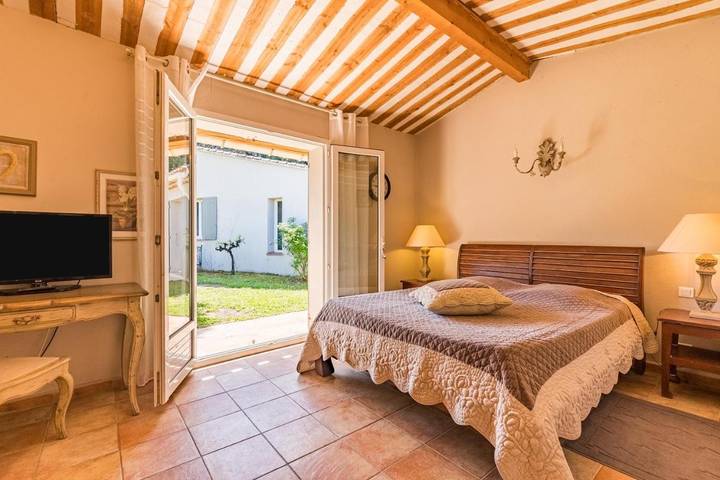 Maison d’hôte pour 2 personnes, avec terrasse et jardin à Vaison-la-Romaine - 2