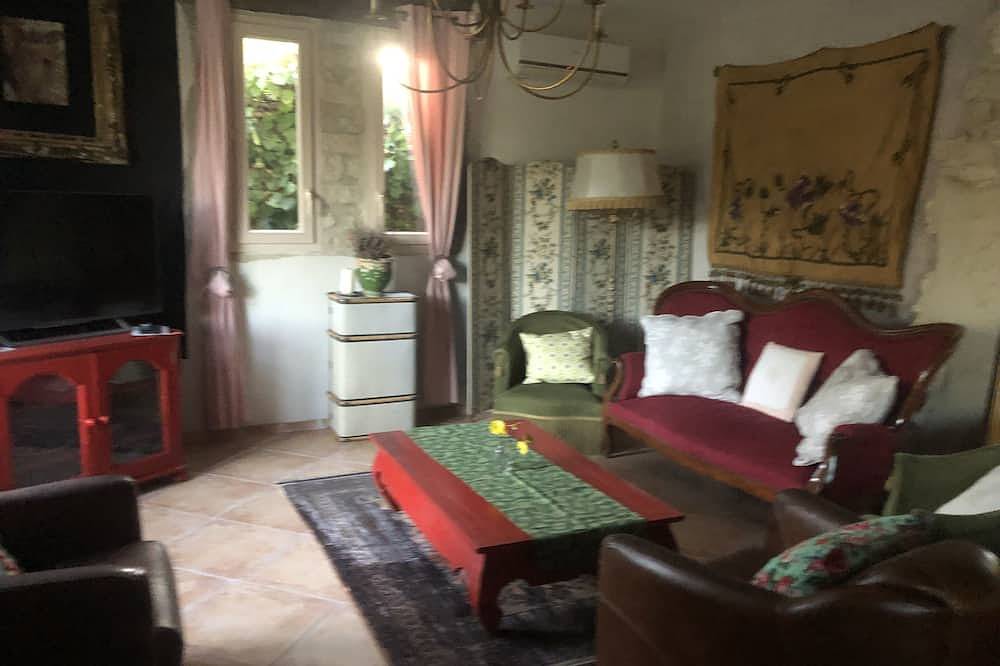Location Avec Vue Exceptionnelle au Pied des Dentelles de Montmirail in Beaumes-de-Venise, Vaucluse