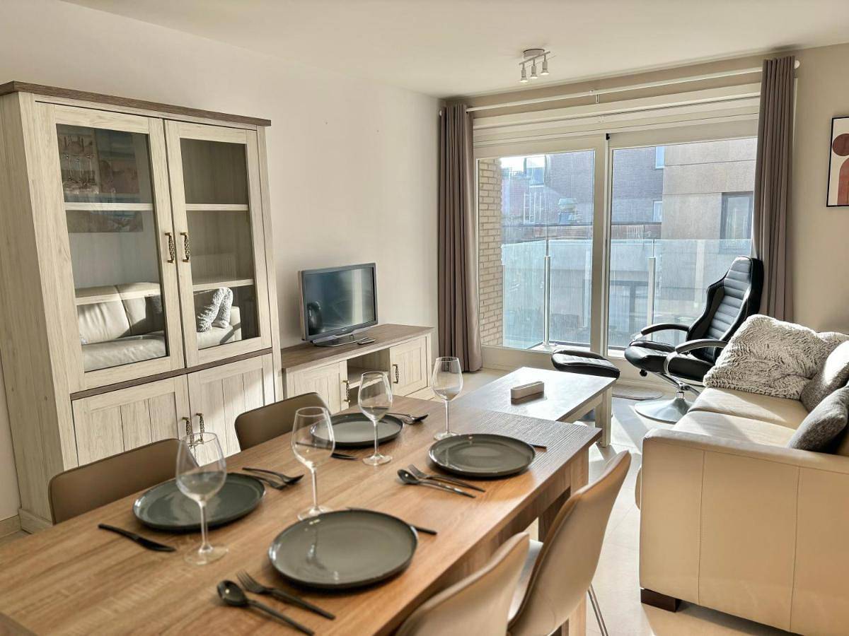 Geheel appartement, Apartment with Sea View in De Panne, Belgische Kust