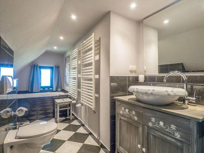 Ferienwohnung für 6 Personen, mit Terrasse und Sauna sowie Garten, mit Haustier in Putgarten - 3