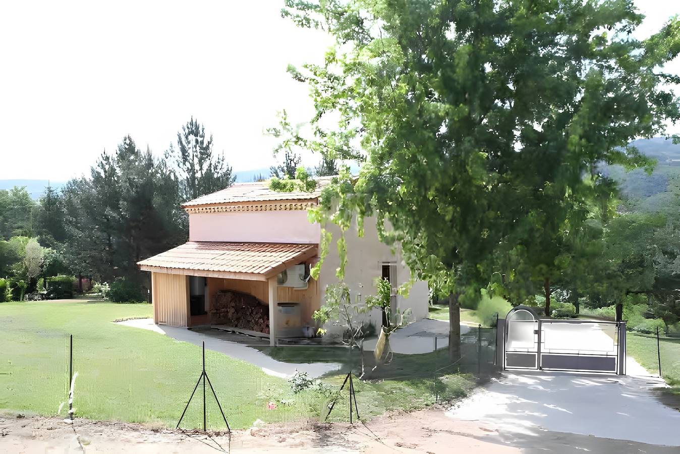 Maisonnette Les Issignols : vue montagne, Wi-Fi et climatisation in Colombier-le-Vieux, Région de Tournon-sur-Rhône