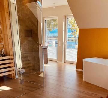 Ferienhaus für 6 Personen, mit Garten und Ausblick sowie Seeblick und Sauna in Altwarp