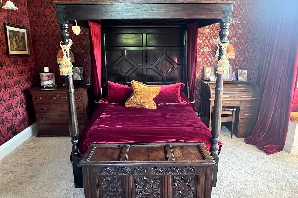 Ganze Wohnung, Kendal - Summerlands Hall Gothic Apartment in Lake District