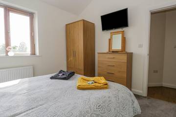Log Cabin for 4 People in Grange-over-Sands, Cumbria, Photo 4