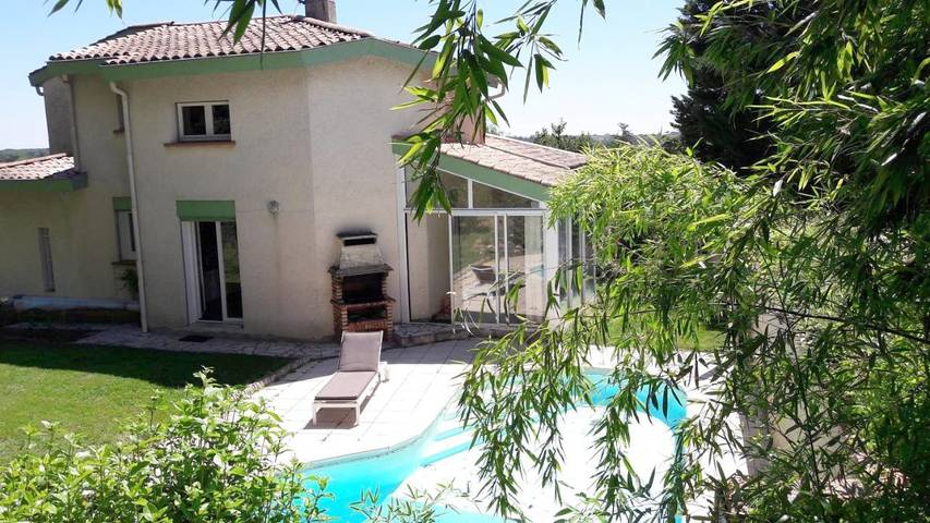 Chambre d’hôte pour 2 personnes, avec Terrasse et Jardin ainsi que Bassin pour enfant et Piscine à Pibrac