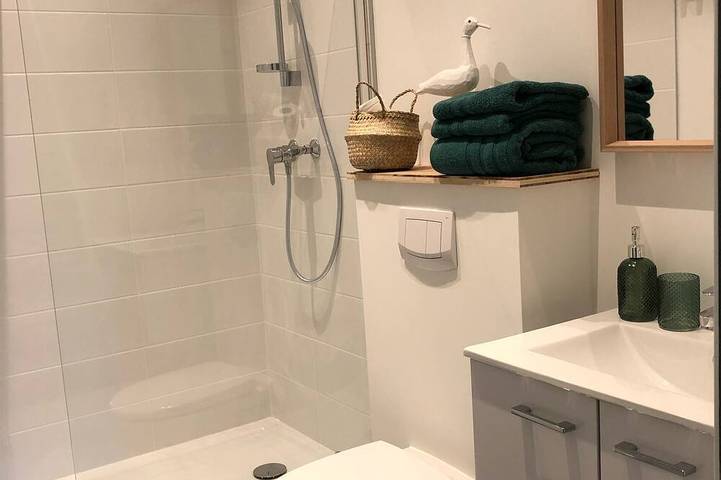 Location de vacances pour 6 personnes, avec jardin dans Raguénez - 2