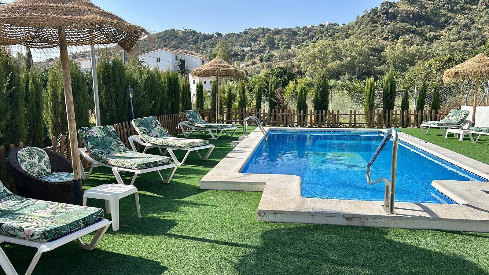 Villa Andrea Comares avec terrasse privée, jardin privé et Wi-Fi in Comares, Cordillera Penibética