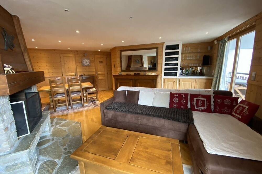 Appartamento intero, Right in the center, 400m from the slopes: south-facing apartment - 90 M2 with fireplace in Val-d'Isère, Massiccio della Vanoise