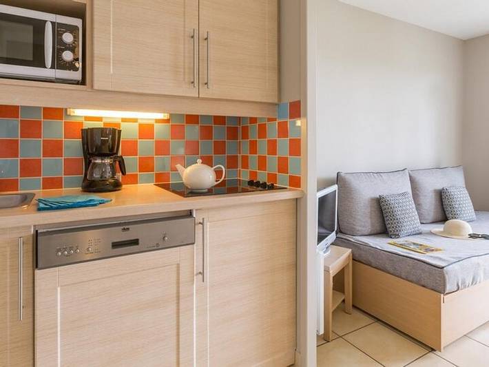Camping pour 5 personnes, avec bassin pour enfant et sauna, adapté aux familles dans le Calvados - 4