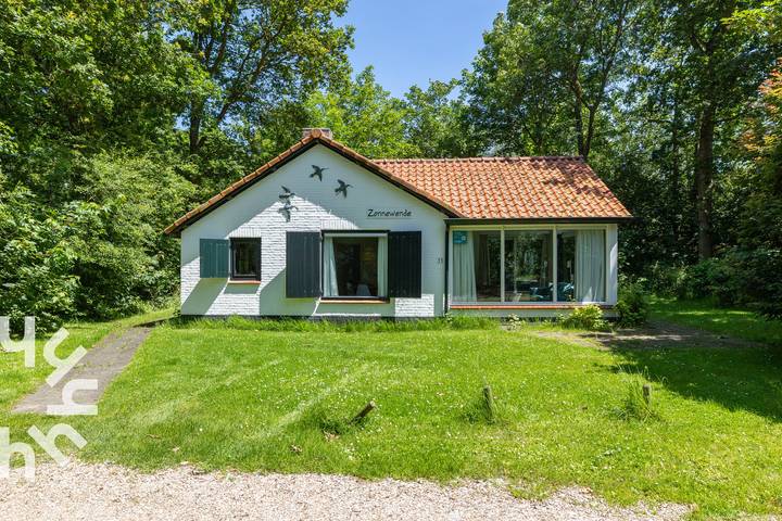 Bungalow für 4 Personen, mit Terrasse und Garten - 1
