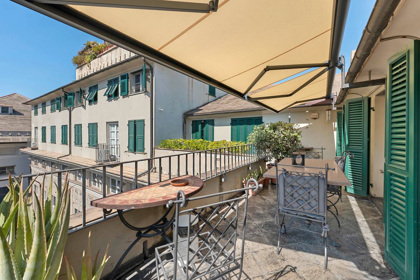 Bed and Breakfast 'Palazzo Giustiniani' con Balcón, Wi-Fi y Aire Acondicionado in Génova (Ciudad), Génova