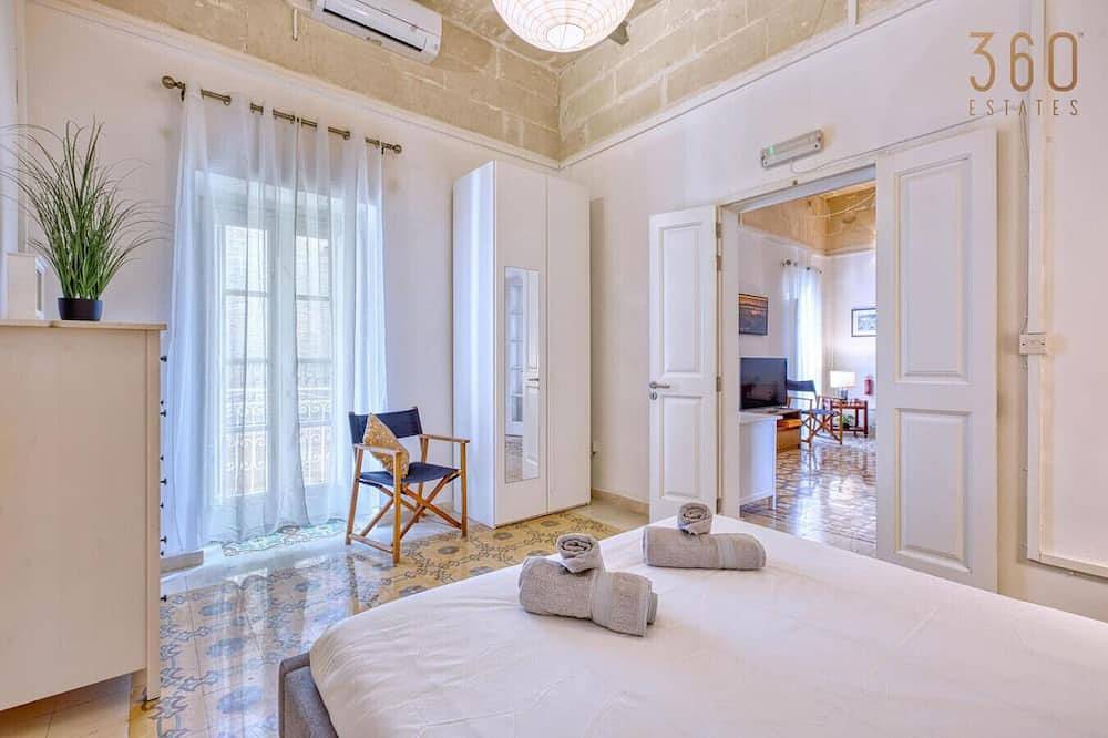 Lovely 4Br Maltese Home with Private Garden & Bbq! in Cospicua, Insel Malta