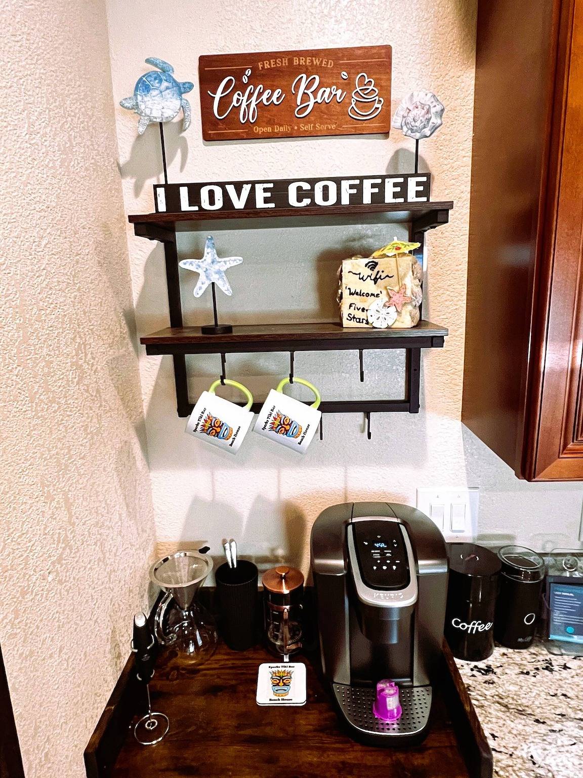 Studio Tropical Spa, vasca idromassaggio, cucina, Sparks in Sparks, Nevada