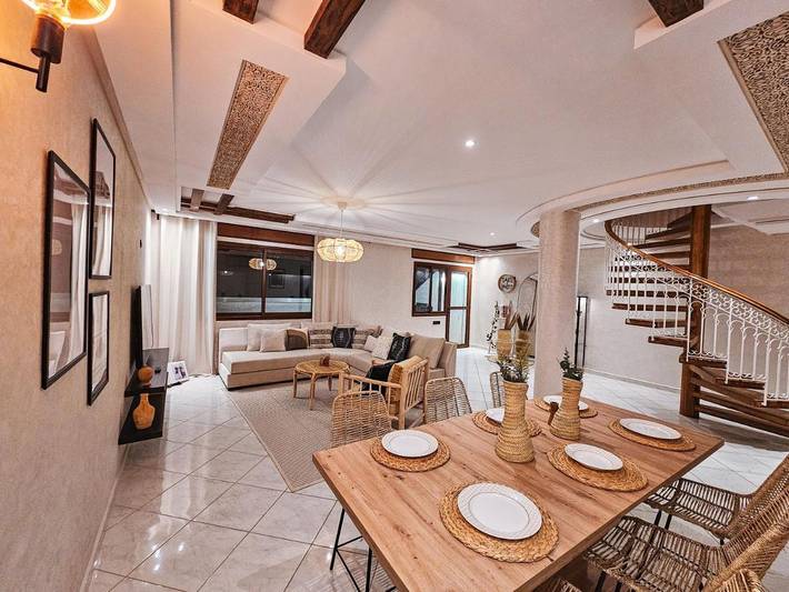 Appartement de vacances pour 6 personnes, avec vue et terrasse à Tanger