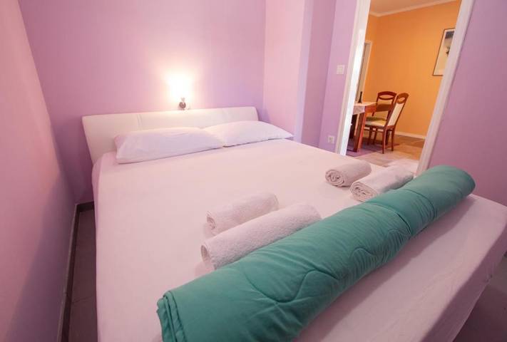 Ferienhaus für 5 Personen, mit Balkon und Terrasse sowie Ausblick in Sveti Juraj