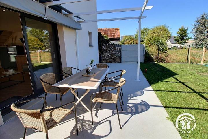 Gîte pour 4 personnes, avec Terrasse ainsi que Jardin et Vue à Langueux