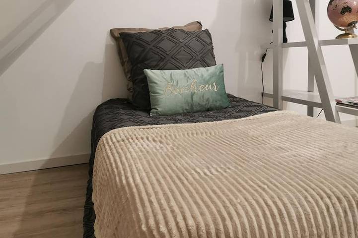 Gîte pour 4 personnes, avec jardin, animaux acceptés à Plouigneau - 3