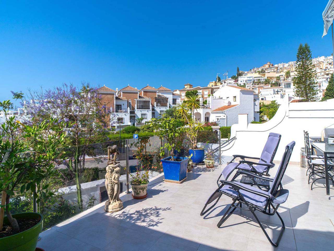 Appartement ensoleillé vue mer, 4 pers. in Urbanisation Tropicana, Nerja