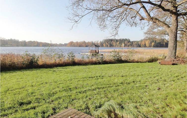 Ferienhaus für 4 Personen mit Terrasse in Urshult, Asnen