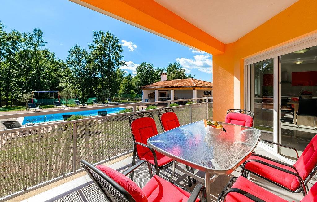Villa Roberta by Villas Guide in Pazin, Zentralistrien