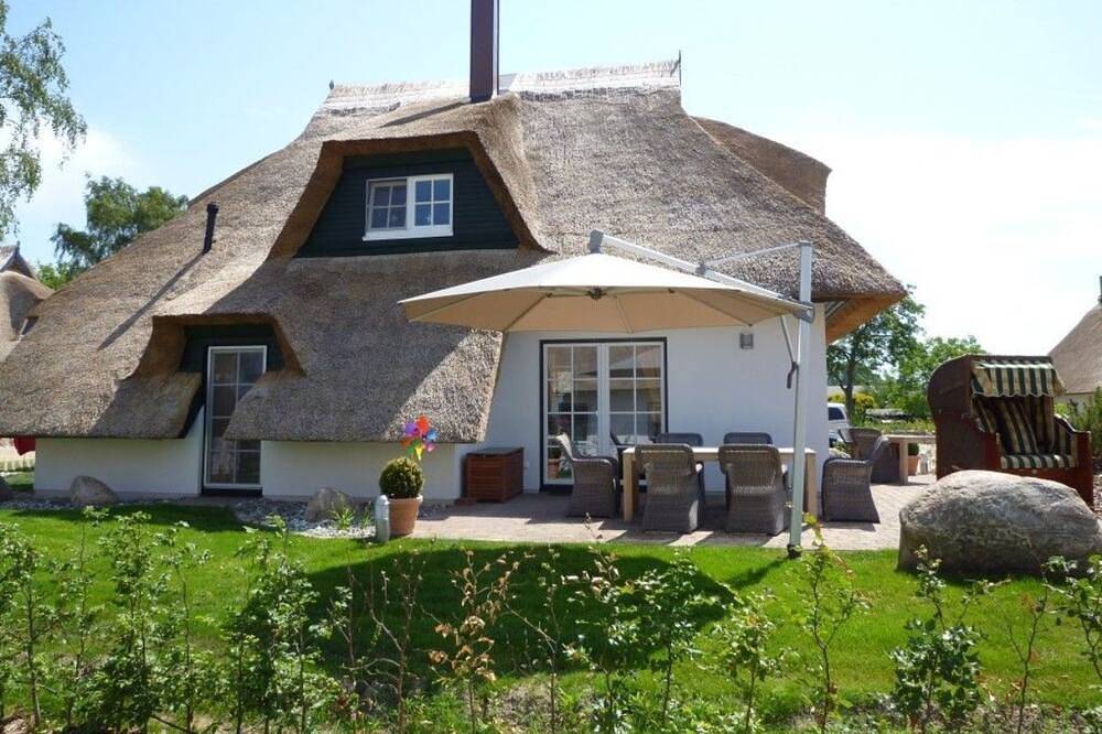 Reethus, 3 Sz + 1 Kleinkind, 2 Bäder, Kamin, Sauna, Außenwhirlpool, Garten, Wlan in Drei Kaiserbäder, Heringsdorf