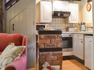 Log Cabin for 2 People in Shropshire, Midlands, Photo 1
