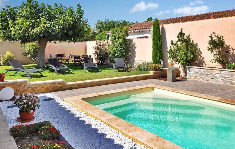 Gemütliche 95 qm Wohnung mit AC, Parkplatz, Pool, Internet - Le Pontet 2km in Vedène, Vaucluse