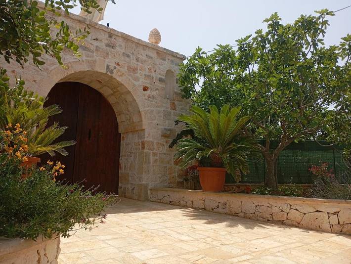 Chambre d’hôte pour 3 personnes, avec jardin ainsi que terrasse et piscine