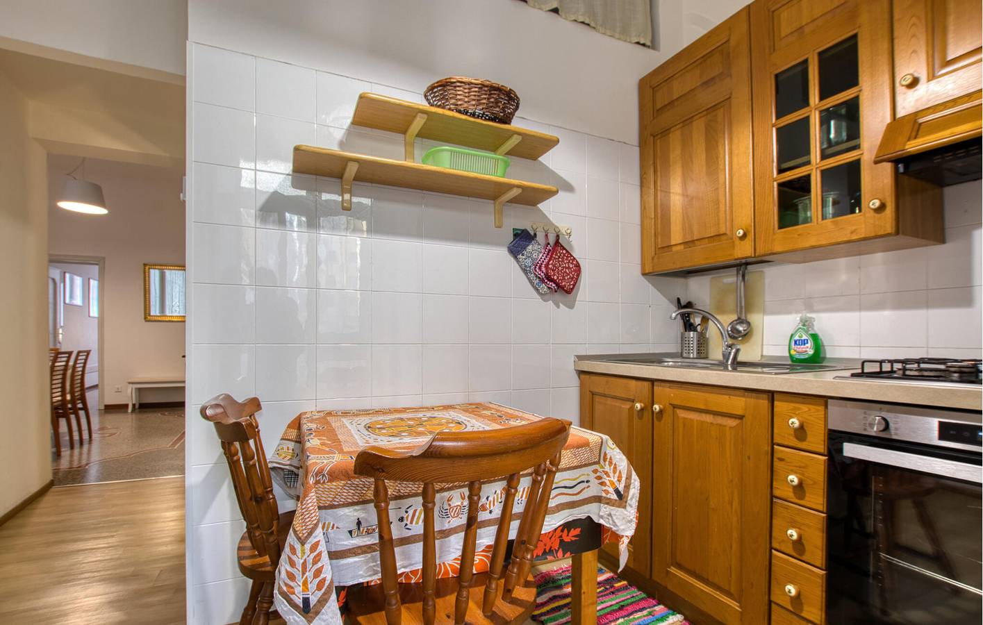 Ganze Ferienwohnung, Reizende 1-Zimmer-Wohnung: 600 m zum Strand, WLAN, Küche und Parkplatz in Savona (Stadt), Savona