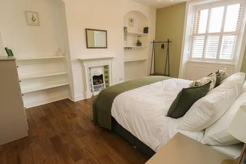 Cottage for 15 People in Holmfirth, West Yorkshire, Photo 2