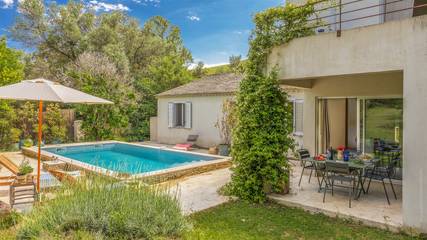 Cottage pour 4 personnes, avec terrasse à Sisco