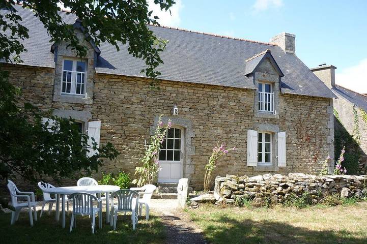 Location de vacances pour 7 personnes, avec jardin à Pont-Aven