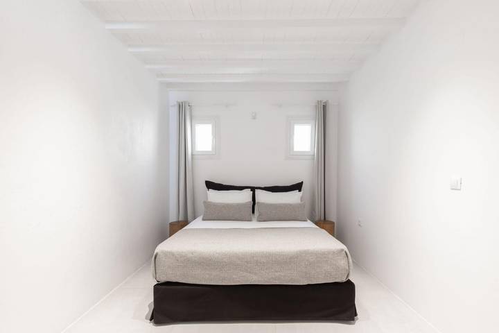 Location de vacances pour 14 personnes, avec jardin et terrasse dans Kalafatis - 2