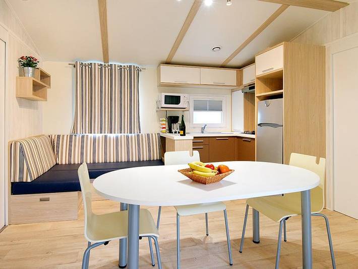 Flower Camping des Vallées - Mobilhome 6 personnes - Mobil-Home Premium 35m² 3 chambres avec terrasse couverte et lave-vaisselle in Saint-Brieuc, Côte de Goëlo